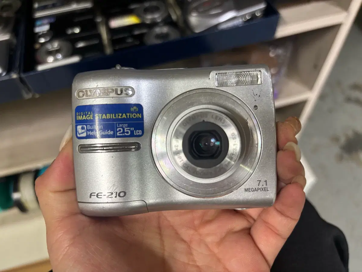 올림푸스 FE-210 디지털카메라 710만화소