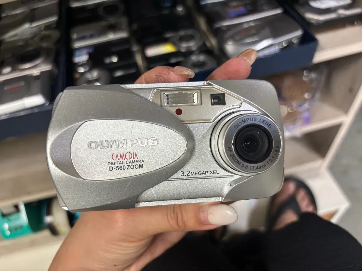 올림푸스 캠디아 D-560 줌 디지털 카메라