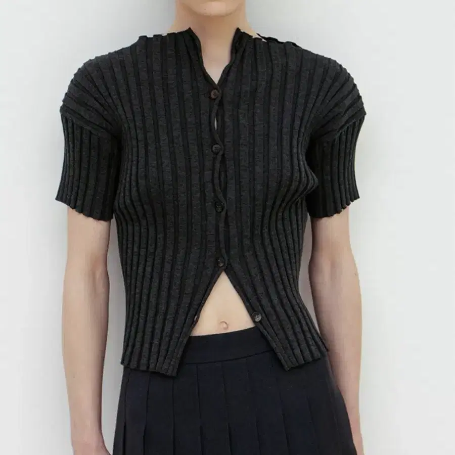 르917 le917 MILLIE KNIT SHORT CARDIGAN 다크그레이 36