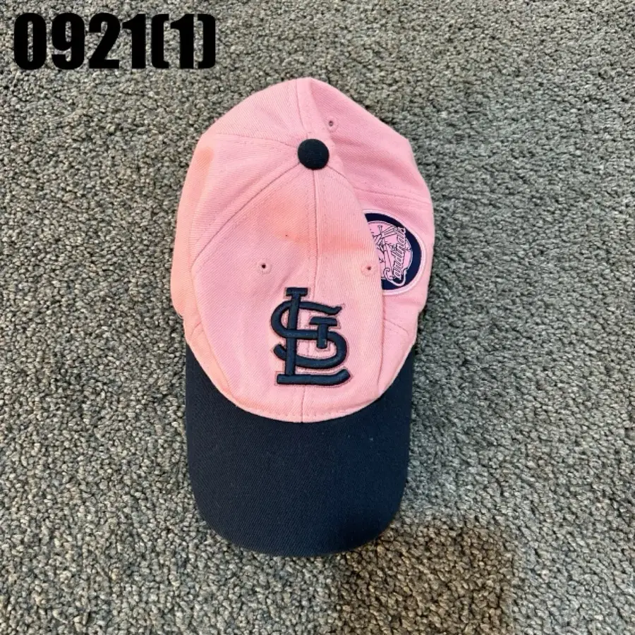 MLB 핑크 모자