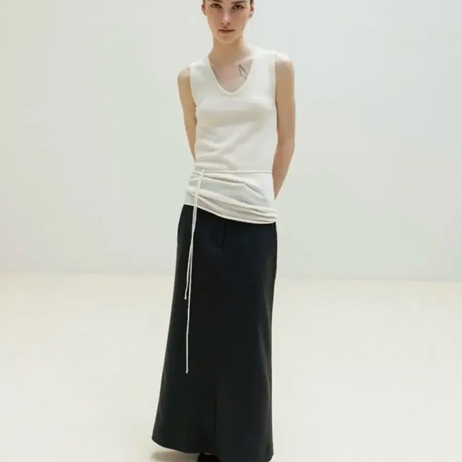 Le17septembre 르917 basic scoop sleeveless top 아이보리