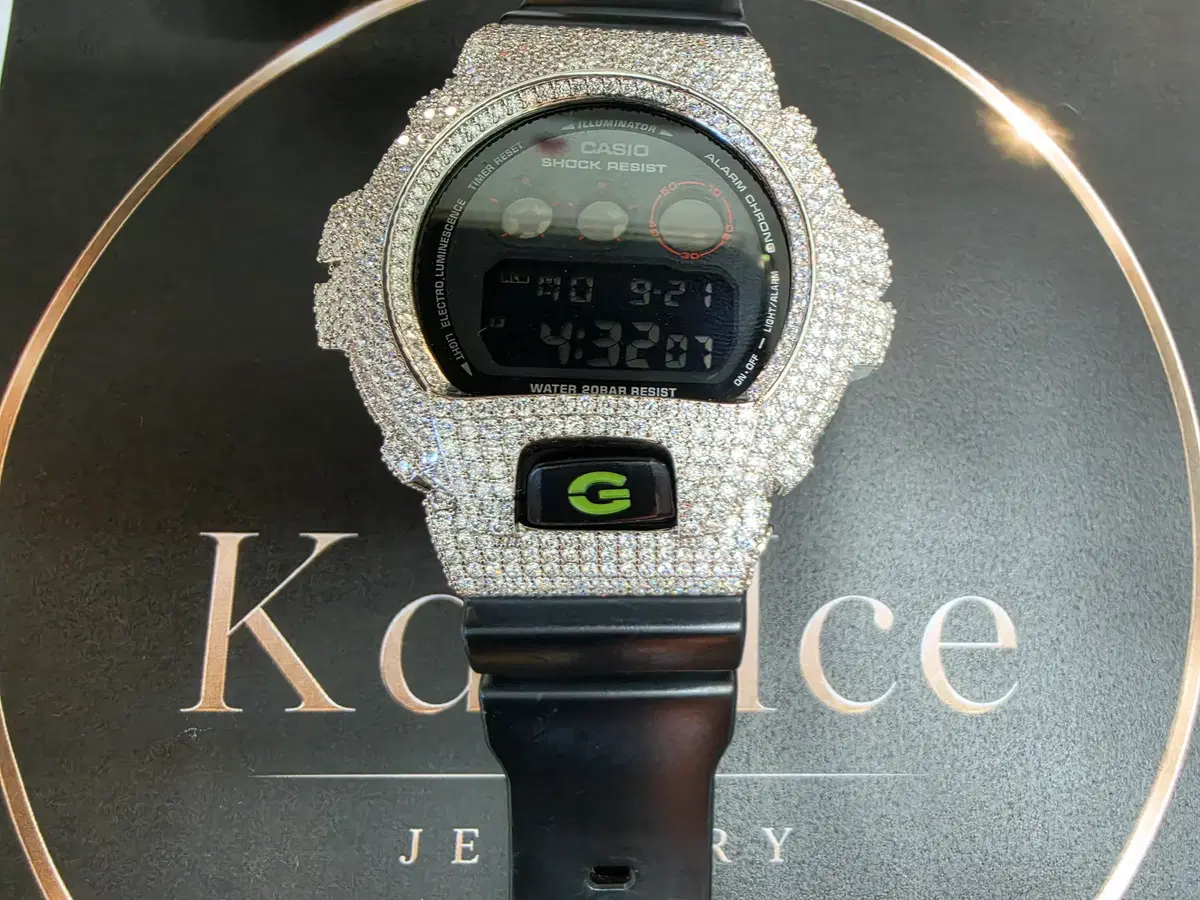 모이사나이트 지샥 DW-6900 베젤