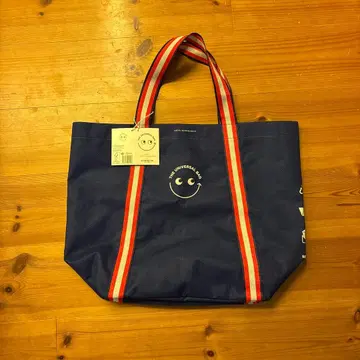 메이지야 x ANYA HINDMARCH 콜라보 한정판 유니버셜 백