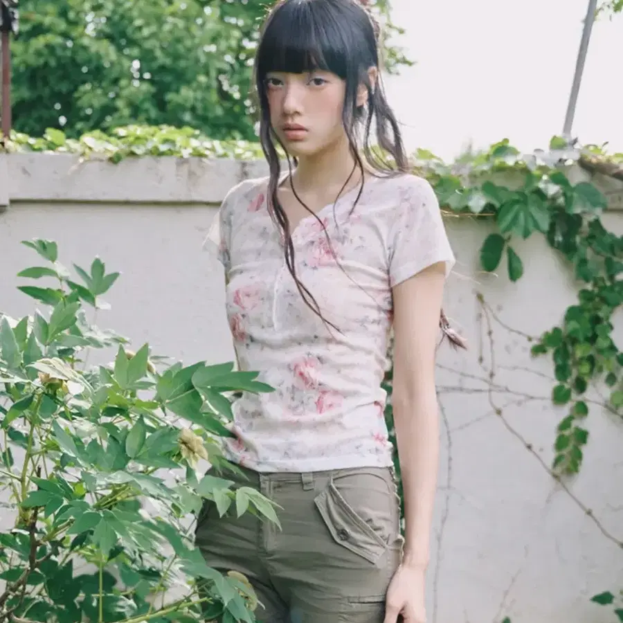 mireco 미레코 FLOWER BUTTON T IVORY
