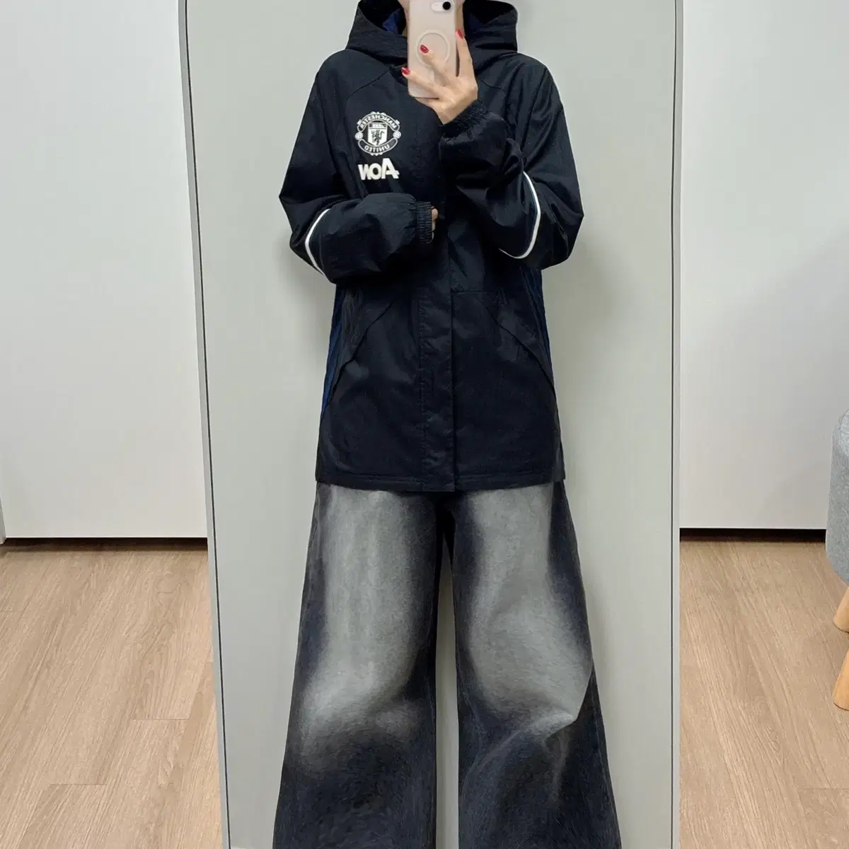 아디다스 맨체스터 유나이티드 후드 바람막이 자켓