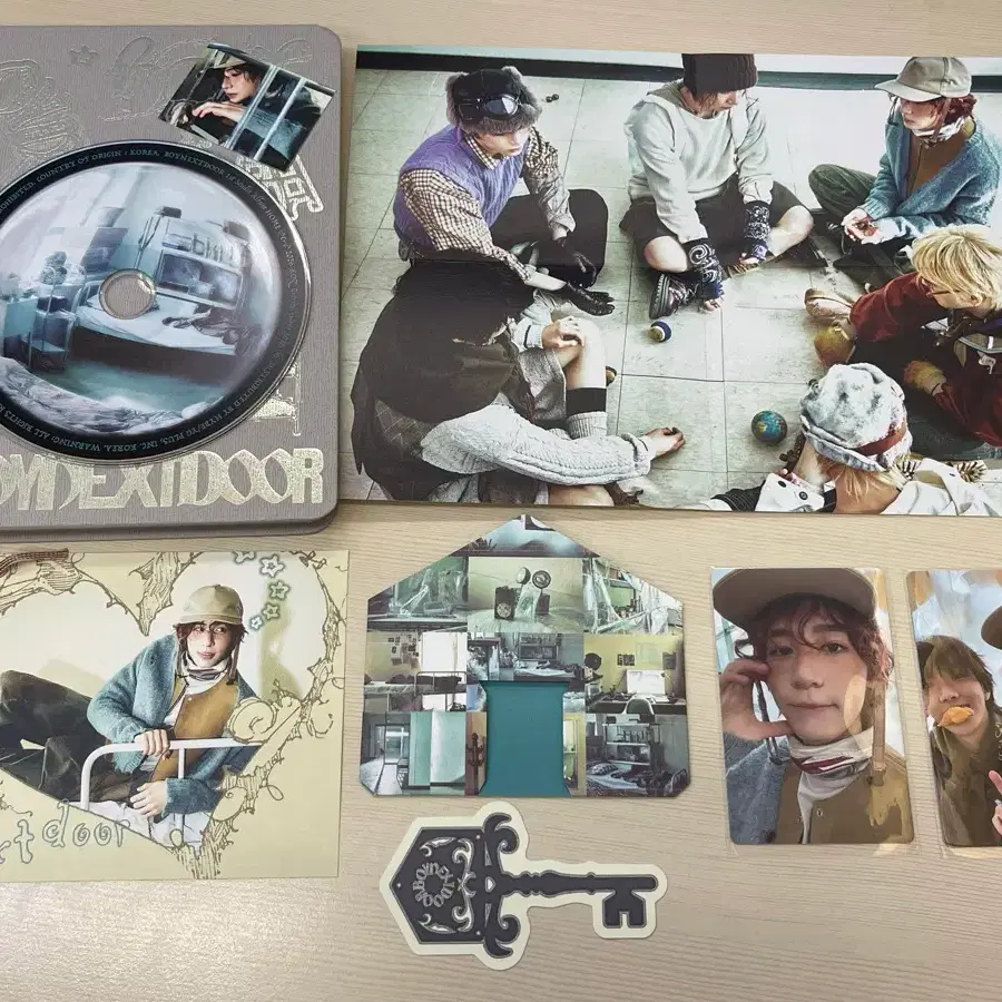 보이넥스트도어 HOME Bunker ver. 이한 풀세트 포카 포함