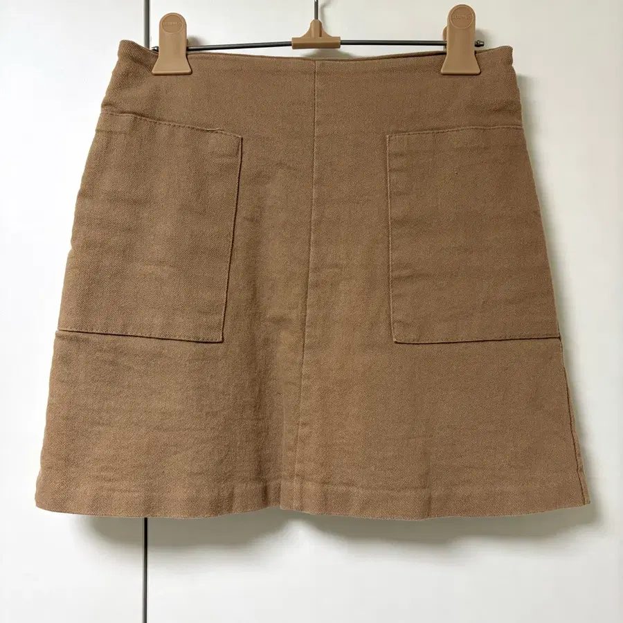 한번 입은 뒷밴딩 미니 스커트 (S-M)