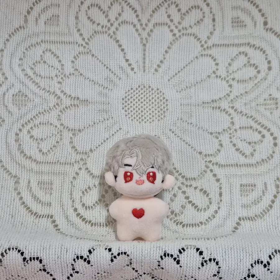 플레이브 은호 소량복제 5cm 인형