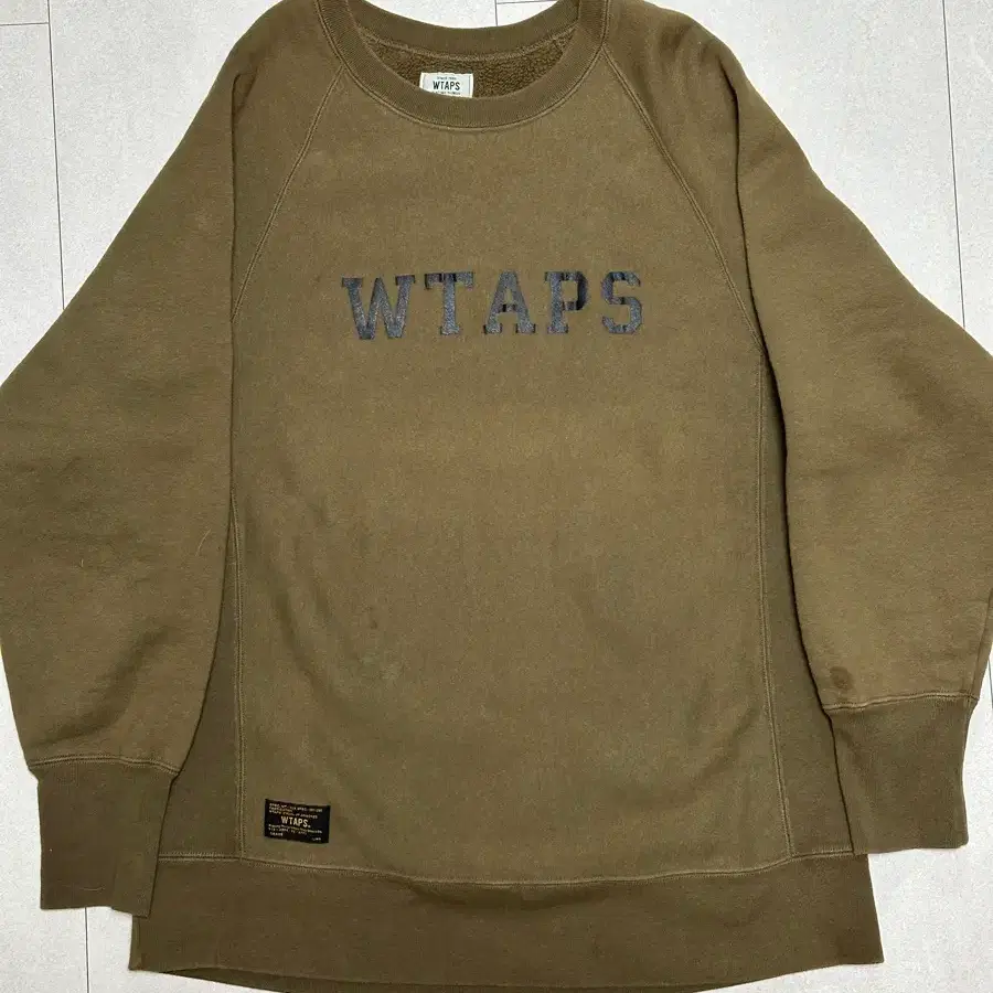 WTAPS 더블탭스 DESIGN CREW NECK 01 루프휠 스웻 맨투맨