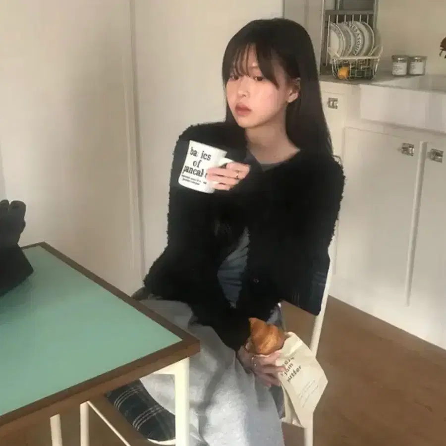 (새상품)니어웨어 로엘 블랙 퍼 가디건 자켓