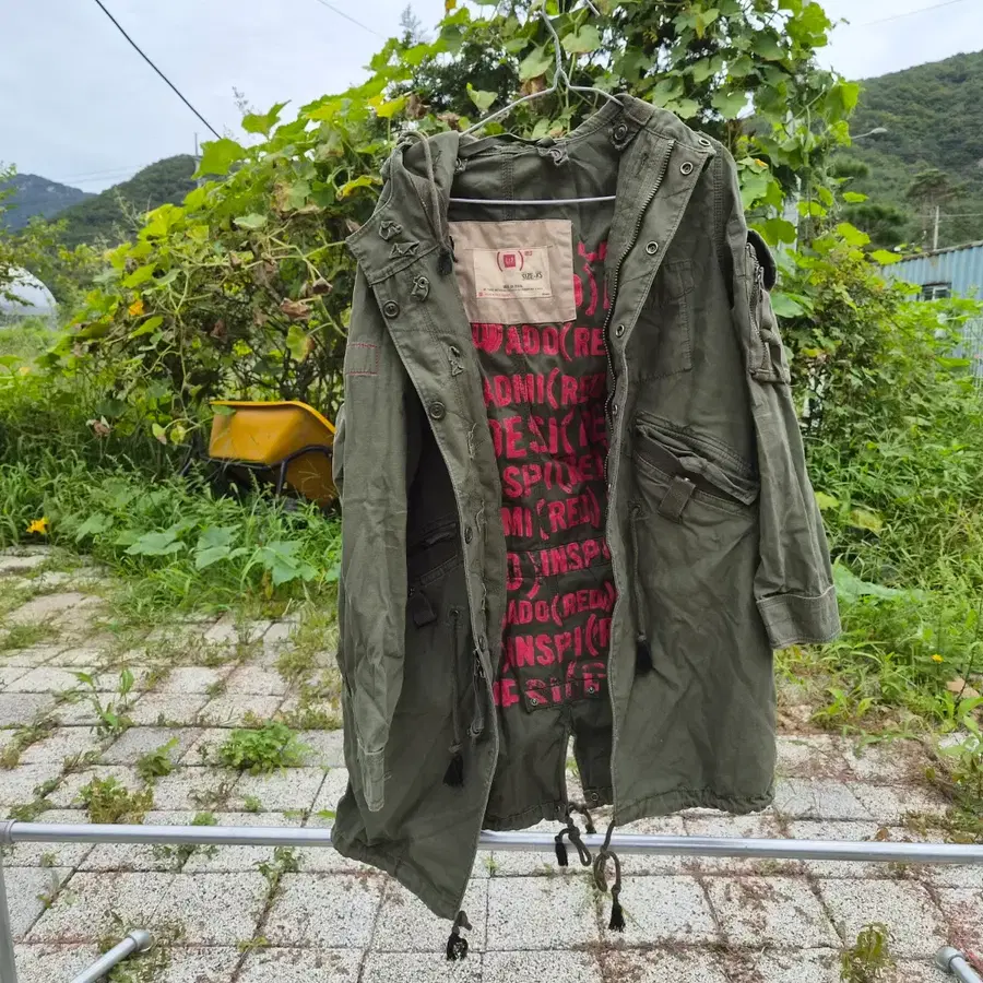 갭 GAP 레드 RED 핫핑크 컬러 타이포그래피 밀리터리 야상 피쉬테일 재킷 (남 M)