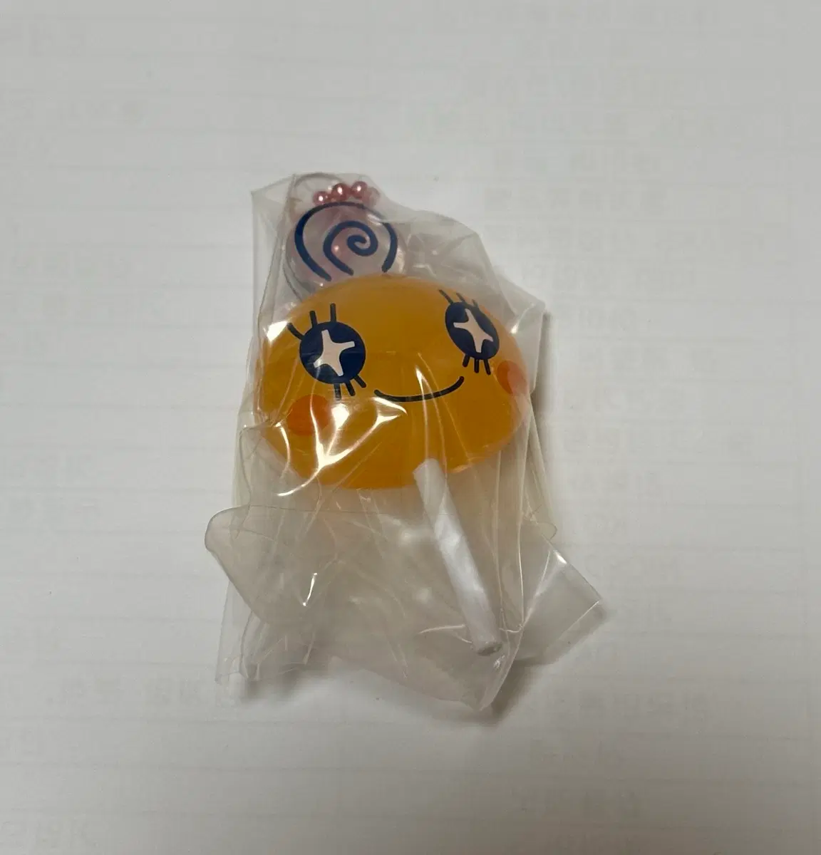 반다이 다마고치 컬러풀 캔디참 가챠 메메치