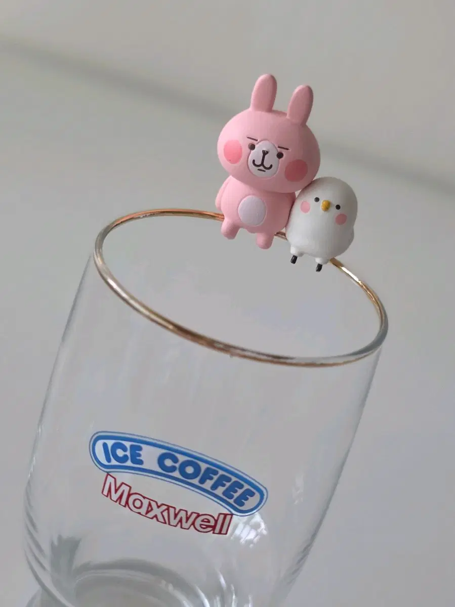 (2개 일괄) 컵위의 카나헤이 푸티토. 피스케와 우사기 컵피규어