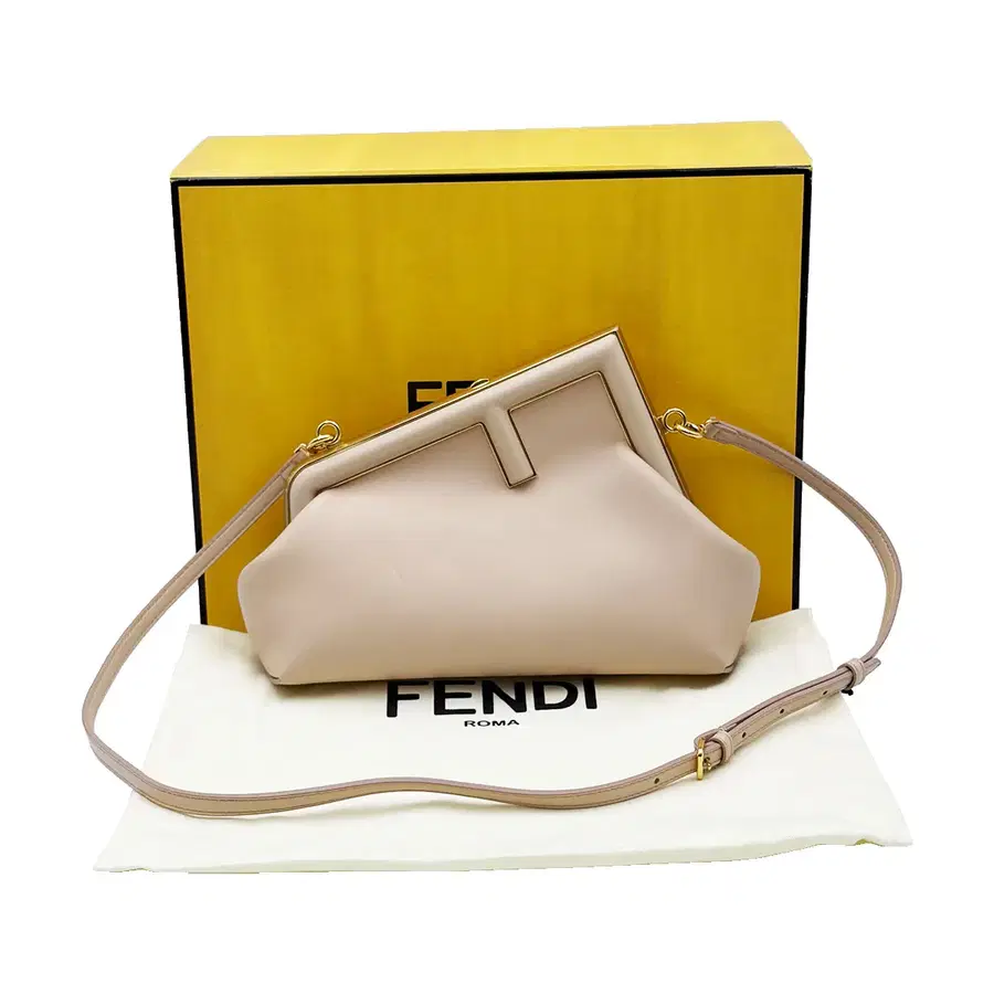 펜디 Fendi 8BP129 베이지 나파 금장 F로고 퍼스트 스몰 클러치 숄더백