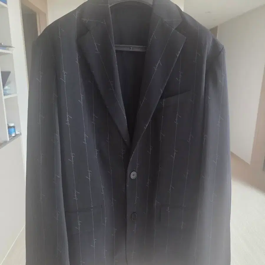 발렌시아가 자켓