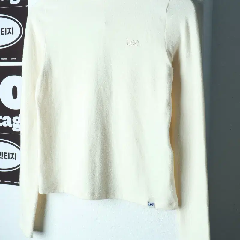 W(S) 리 긴팔티셔츠 사용감 목폴라 크롭 아이보리 놈코어-H39687