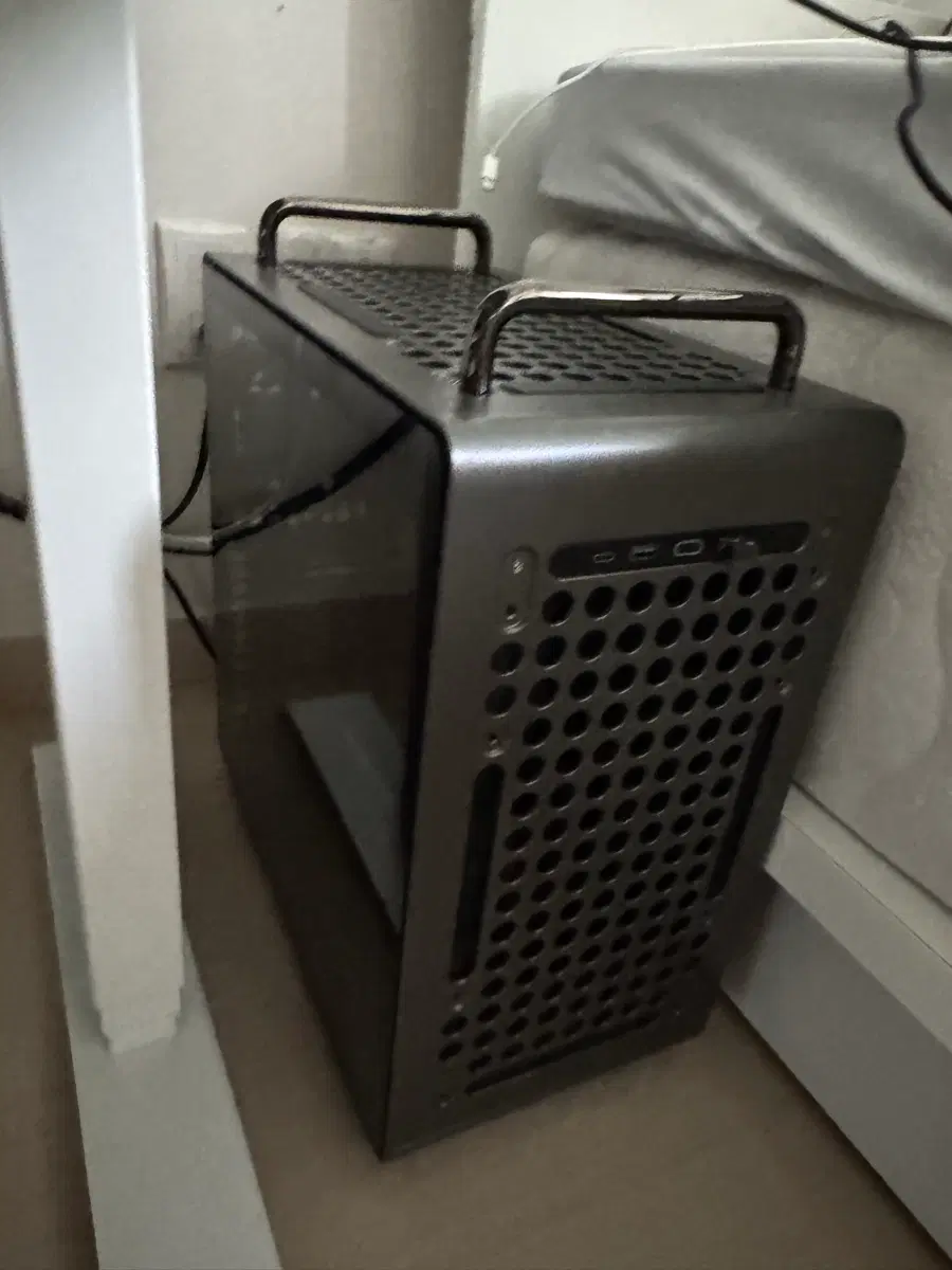 완본체 (b650, 7950x3d, 5070ti, 64gb, 2tb, 850w)