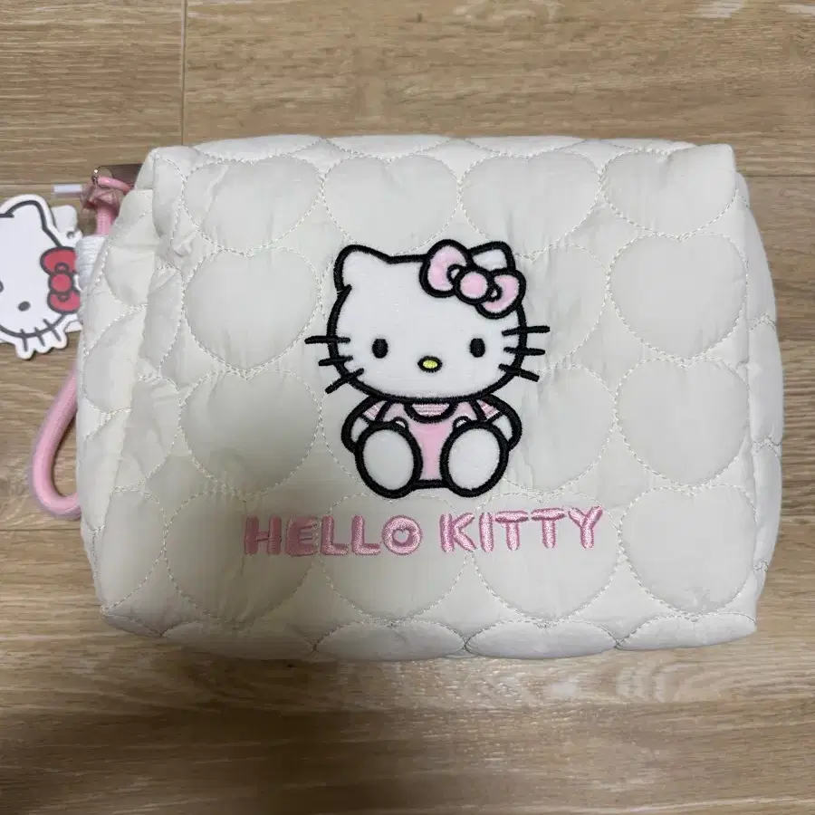 헬로키티 파우치 판매