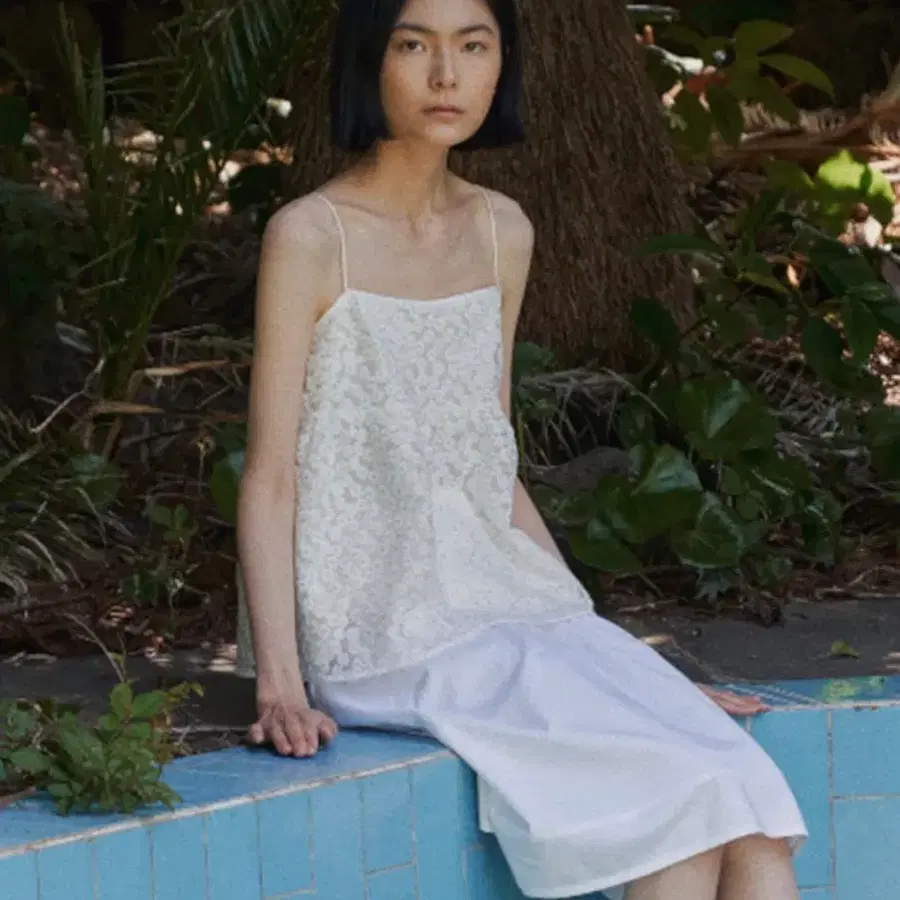 엘오61 LO61 아이비 자수 탑 화이트