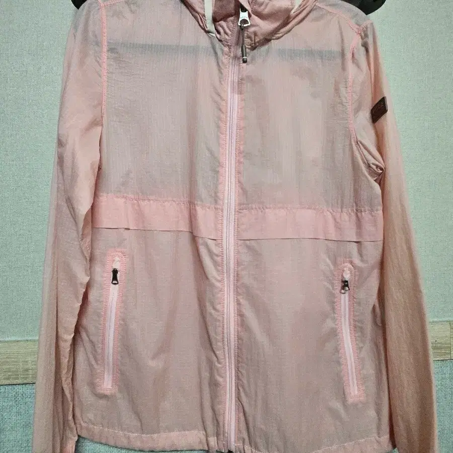 AIGLE 여성 바람막이 38 핑크