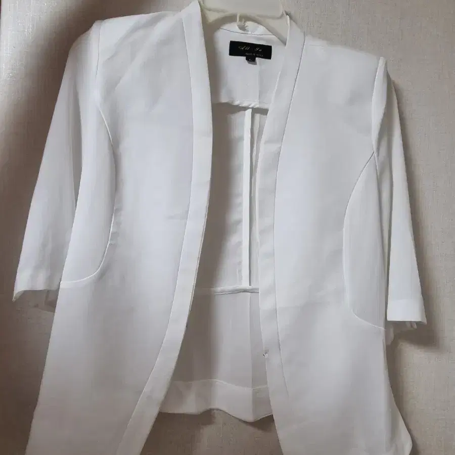올인 화이트 노카라 자켓 L