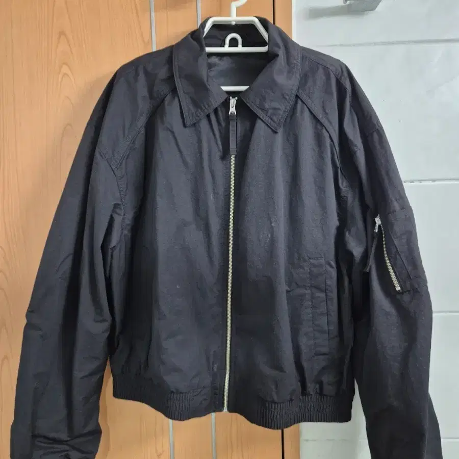 에잇세컨즈 오버핏 숏 블루종 100