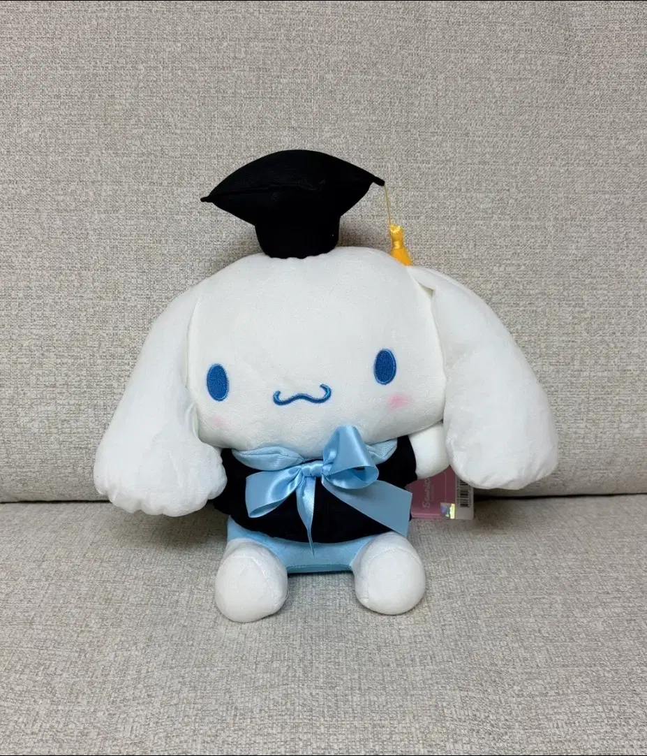 정품 산리오 시나모롤 학사모 30cm 인형