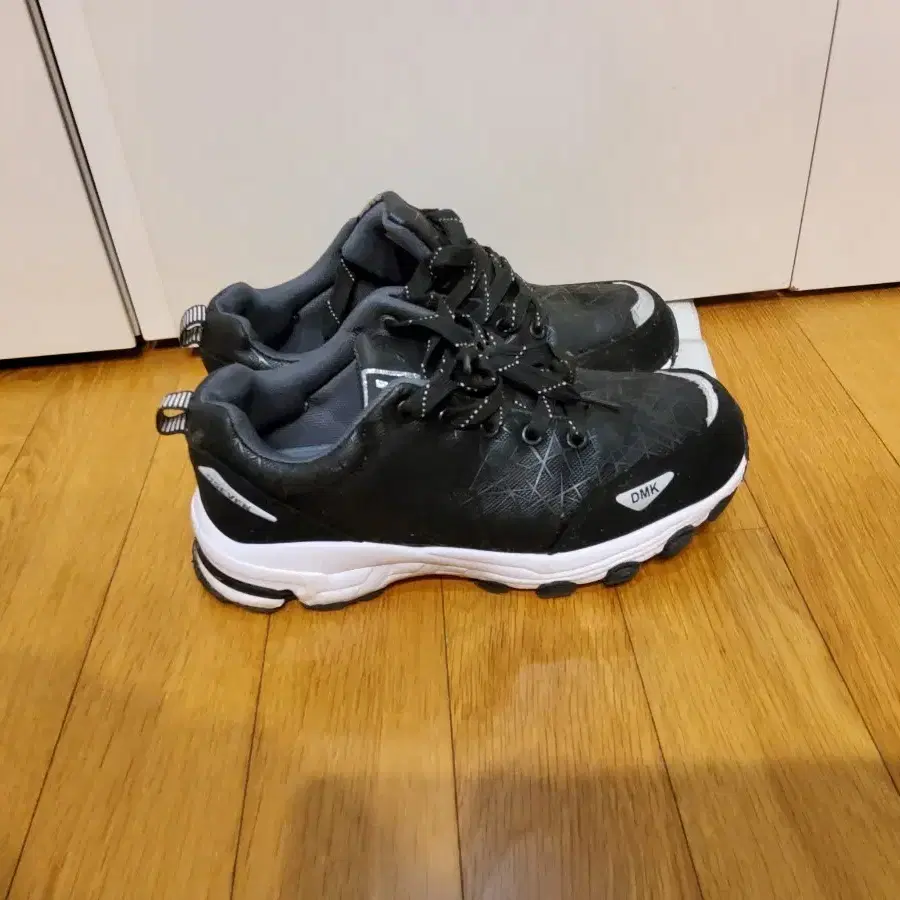 운동화 235