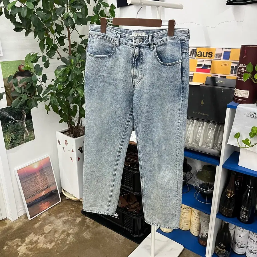 타임옴므 테이퍼드 핏 데님팬츠 82
