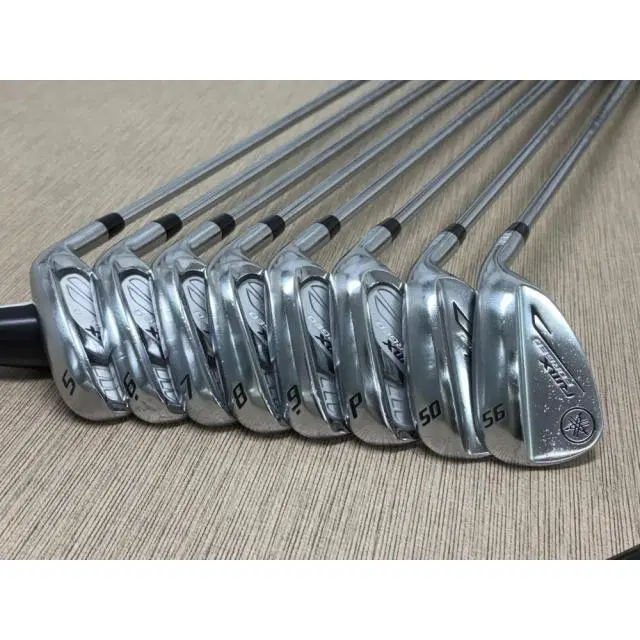 야마하 RMX FORGED 경량 스틸 아이언 8자루 세트 웨지포함