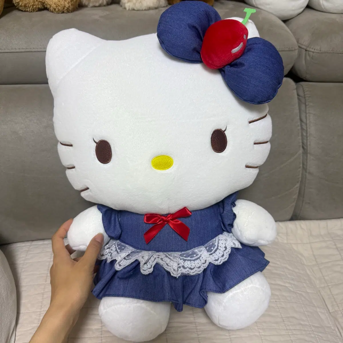 헬로키티 데님원피스 인형
