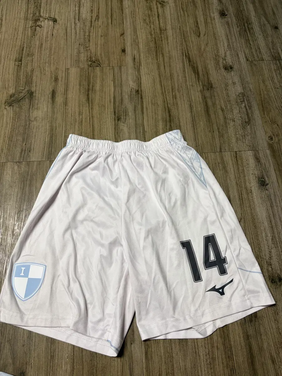 미즈노 축구 반바지 화이트 14번