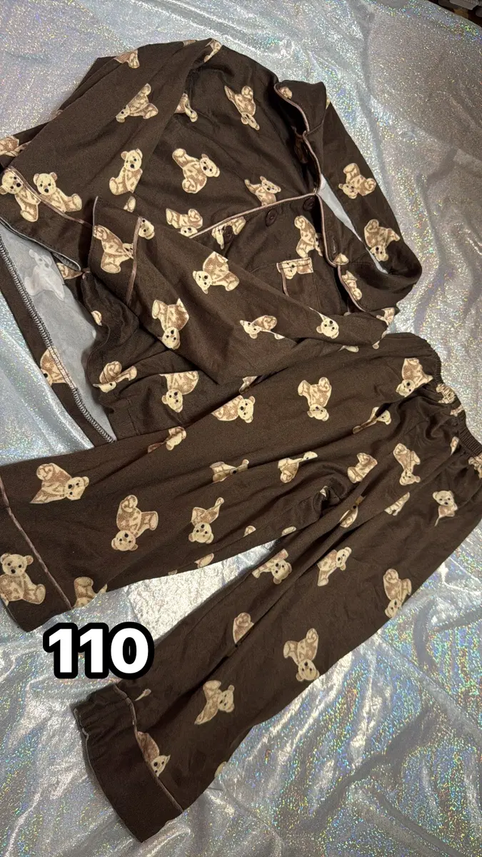 아기옷)곰돌이 패턴 파자마 세트 110 사이즈.