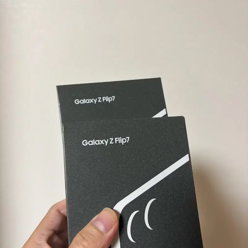 갤럭시Z플립7 256G 미개봉자급제(케이스,유리)