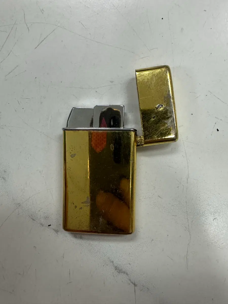 초희귀 빈티지 지포 Zippo 골드 터보 가스 라이터 그린 불꽃 팝니다