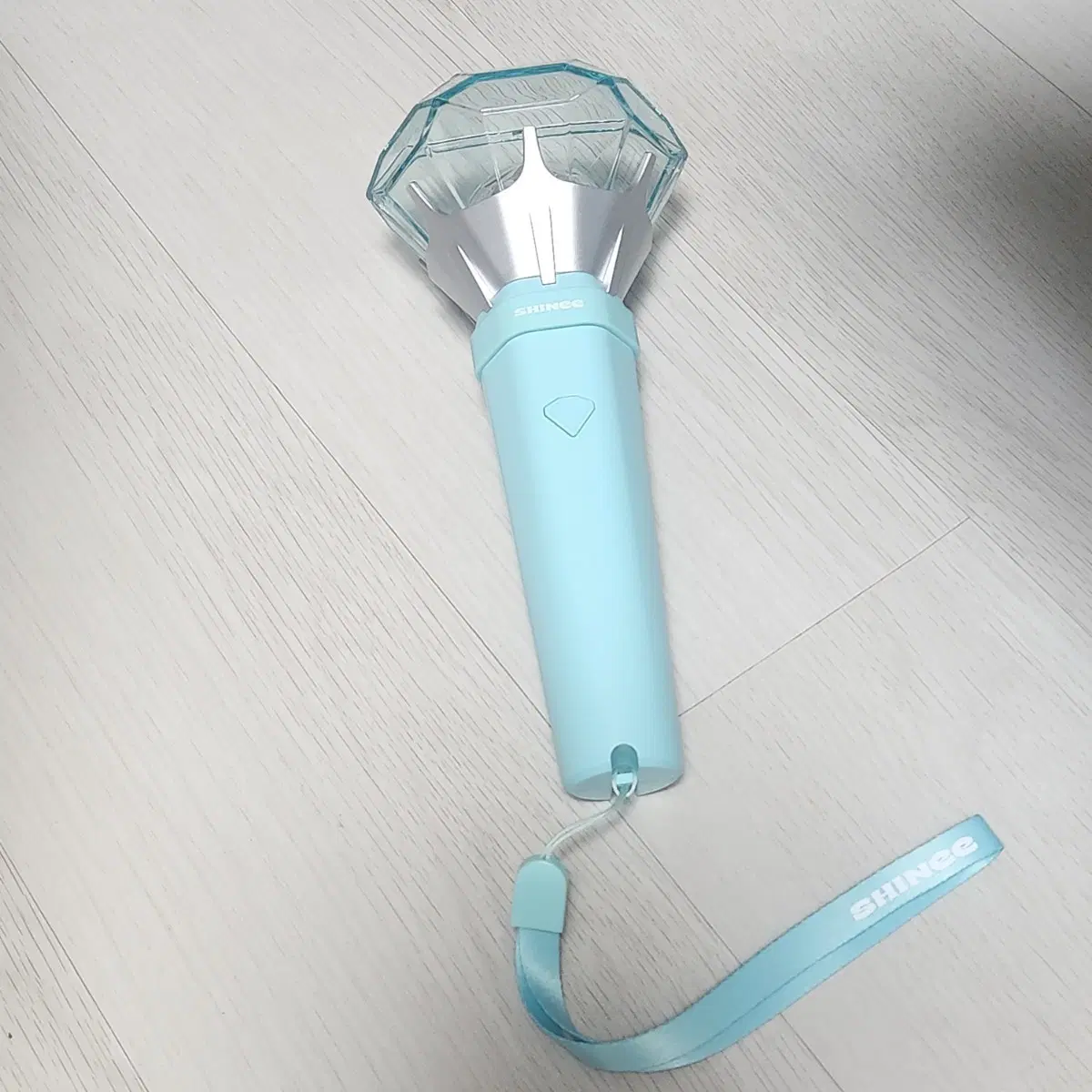 샤이니 일본 응원봉 쟈팅스타