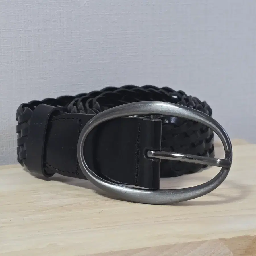 Gap 갭 블레이드 페이크 레더 벨트