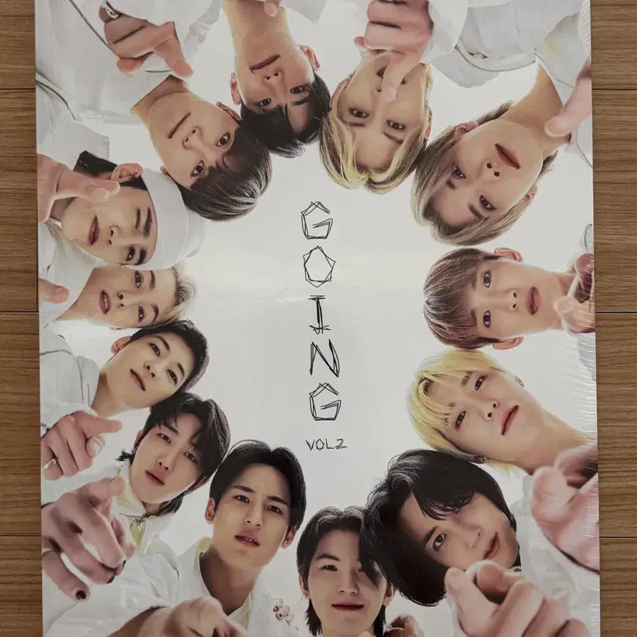 세븐틴 고잉 잡지 ( 미개봉 ) 판매
