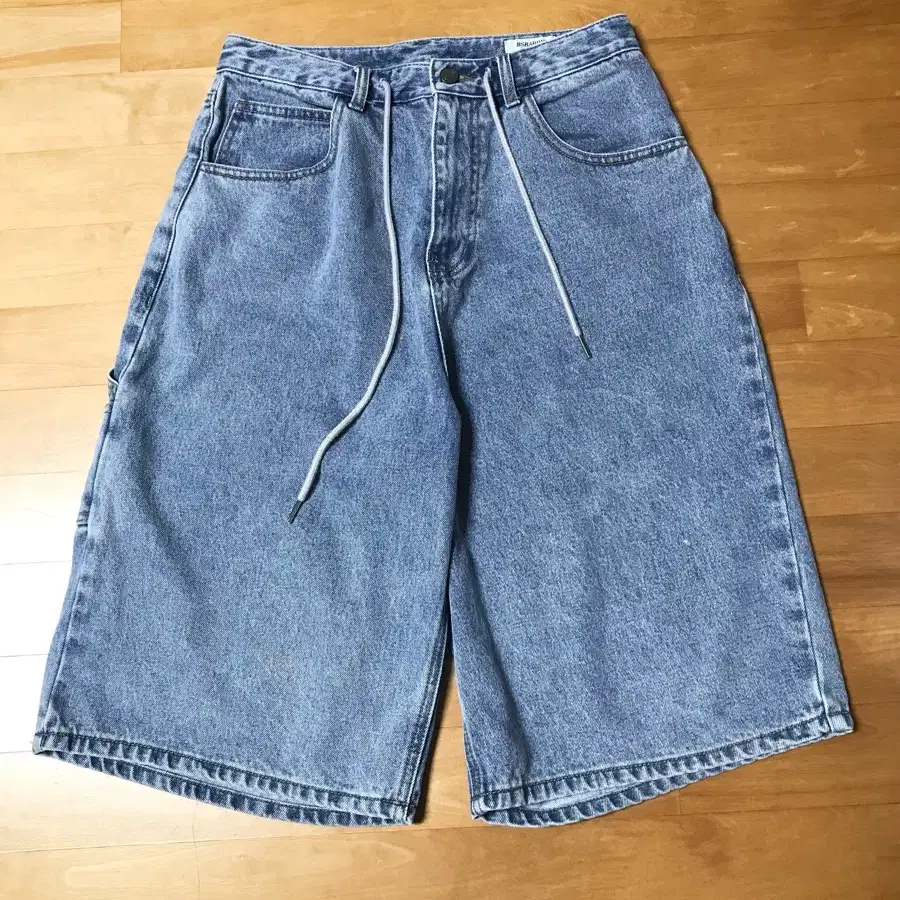 비에스래빗 카펜터 루즈핏 데님 숏팬츠 블루