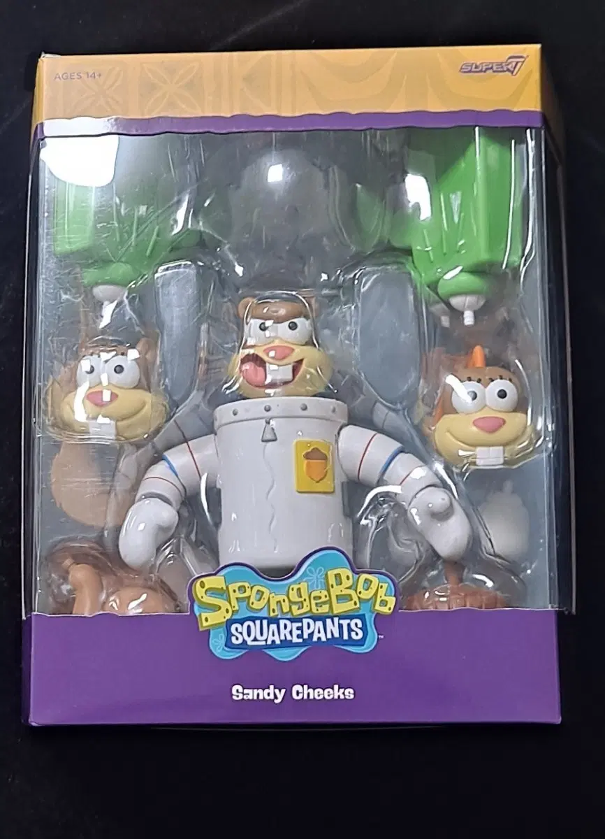 super7 네모바지 스폰지밥 다람이 액션 피규어 판매합니다