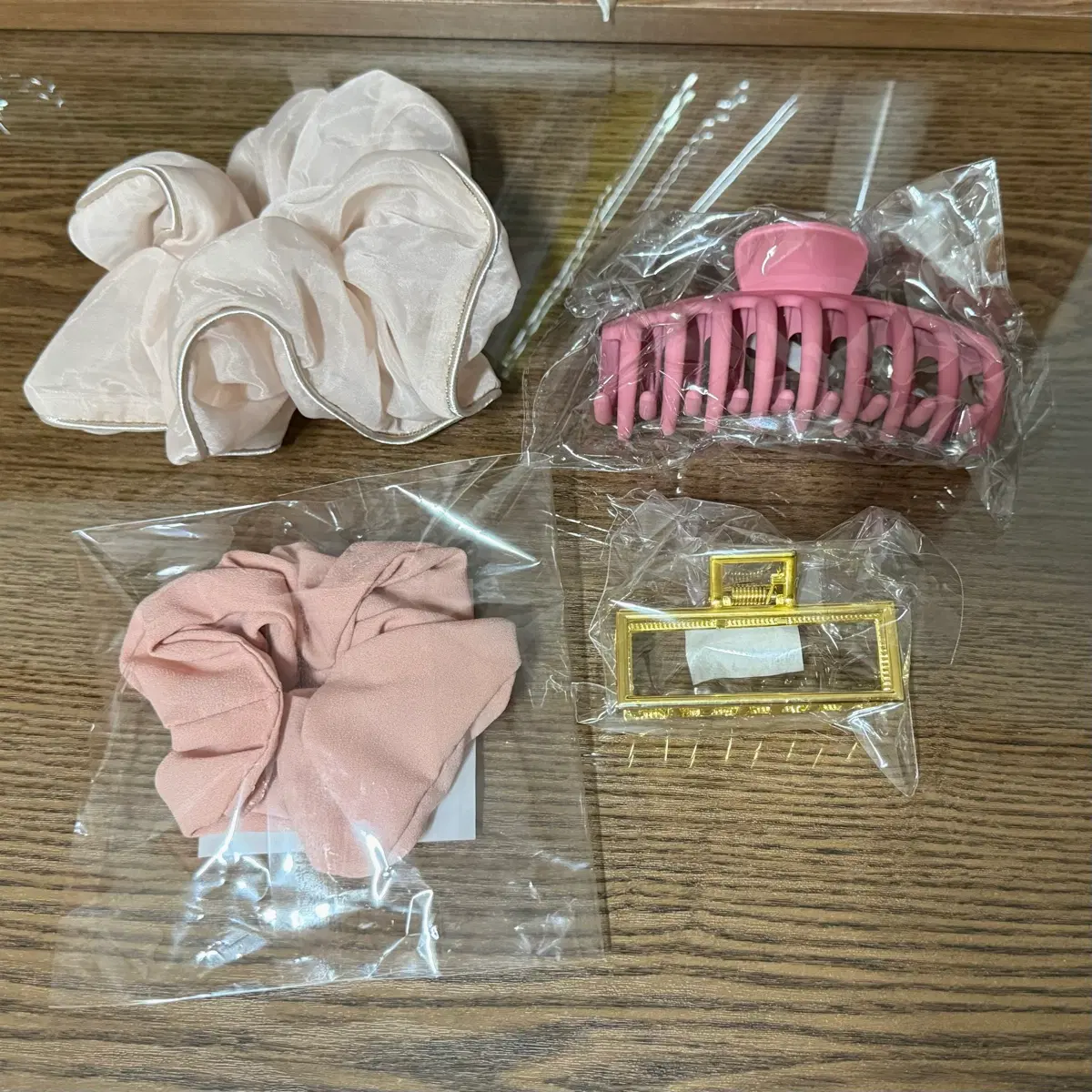 (새상품) 헤어집게핀 곱창밴드 (여성 스크런치 머리끈 고무줄 머리핀