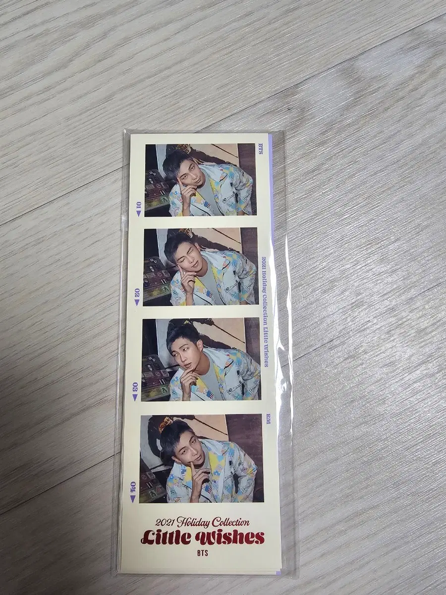 BTS 방탄 홀리데이 네컷 미개봉