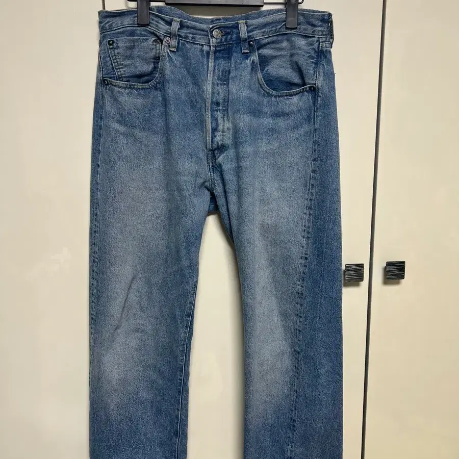 LVC 55501 도르닉 W32 L32