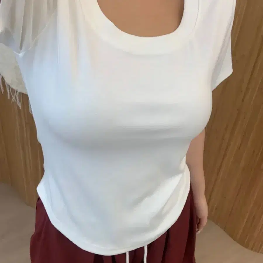 데이지투엘 made 탱글 스퀘어 라인 쫀득 굴림 반팔 티셔츠 아이보리