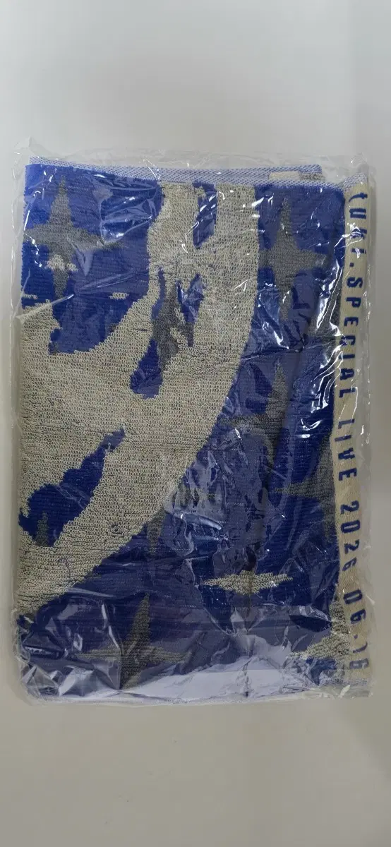 tuki. Special Live KT Zepp Yokohama Jacquard face towel