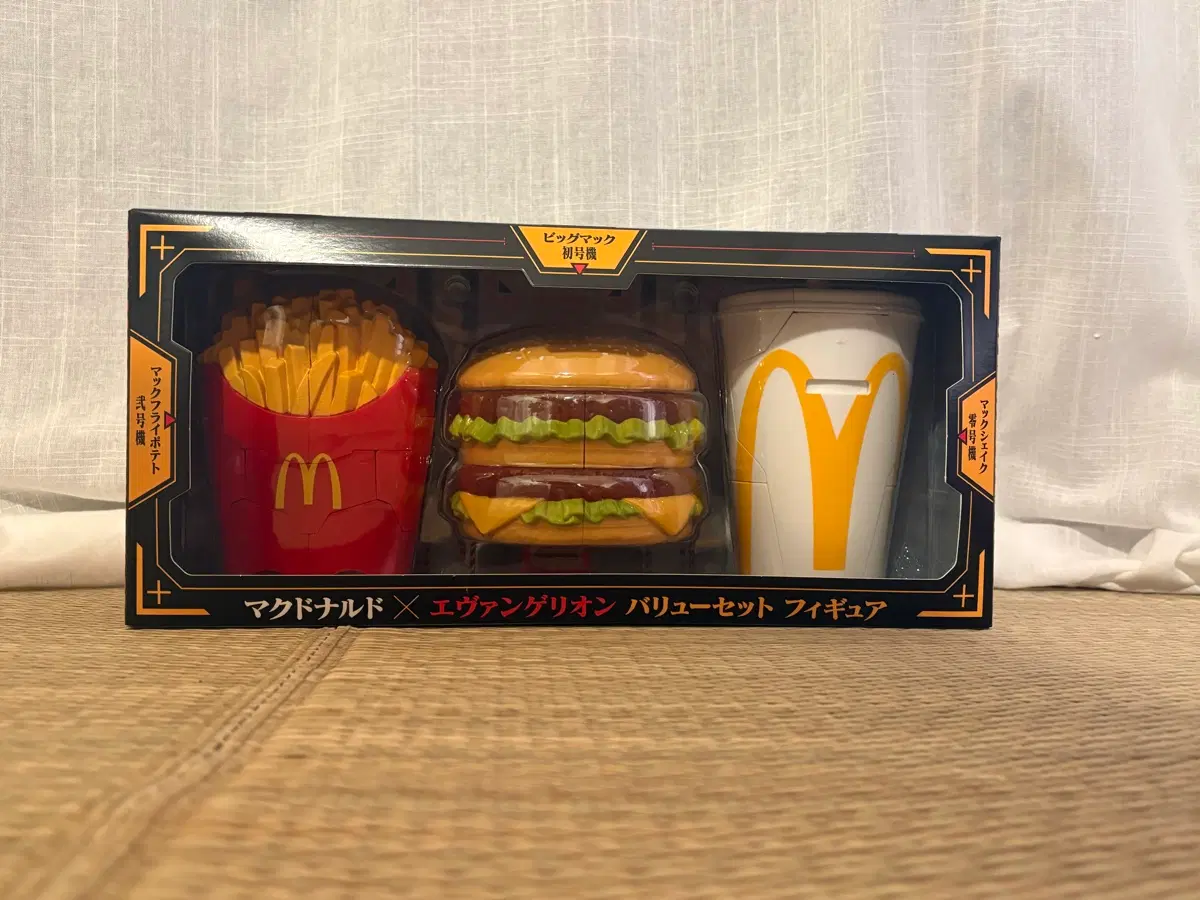맥도날드 X 에반게리온 패키지 피규어 세트
