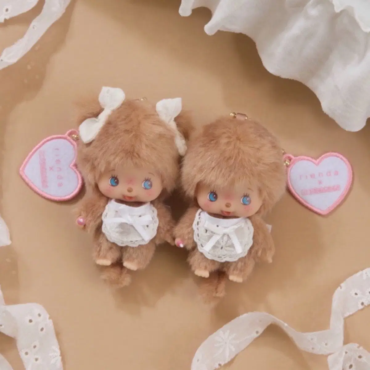 (10월10일 이후 배송)한정판 몬치치x리엔다 베비치치 남아여아 일괄