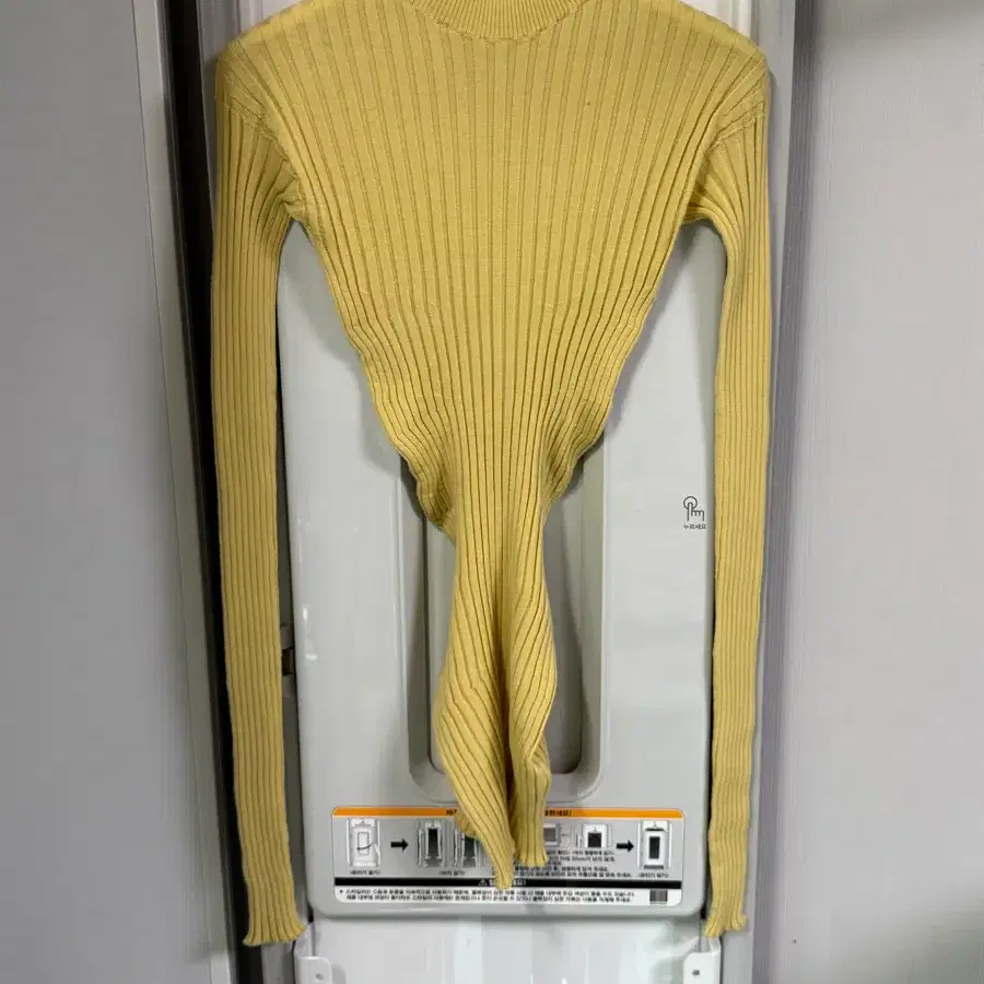 보테가베네타 모크넥