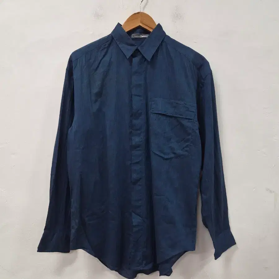 ISSEY MIYAKE 남성 셔츠 다크네이비