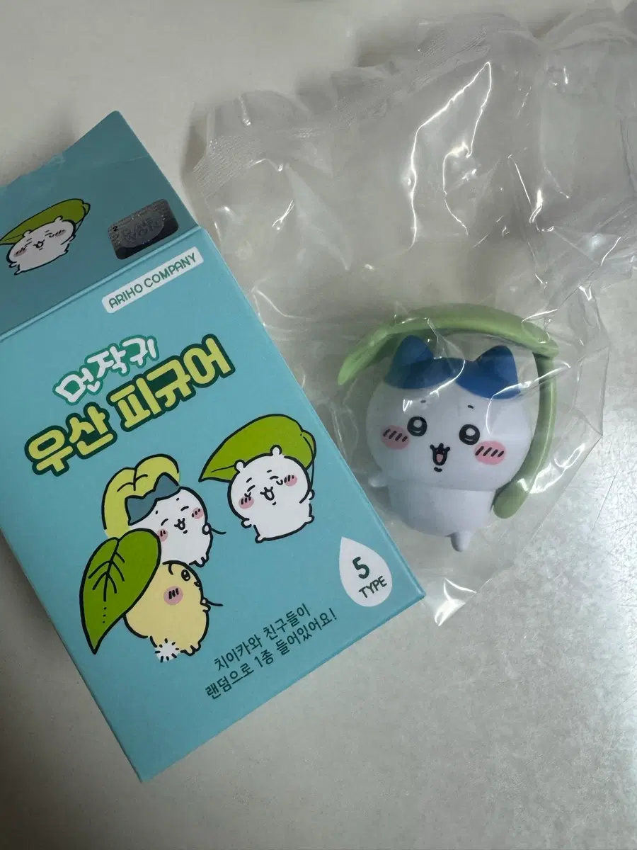 먼작귀 우산 피규어 하치와레